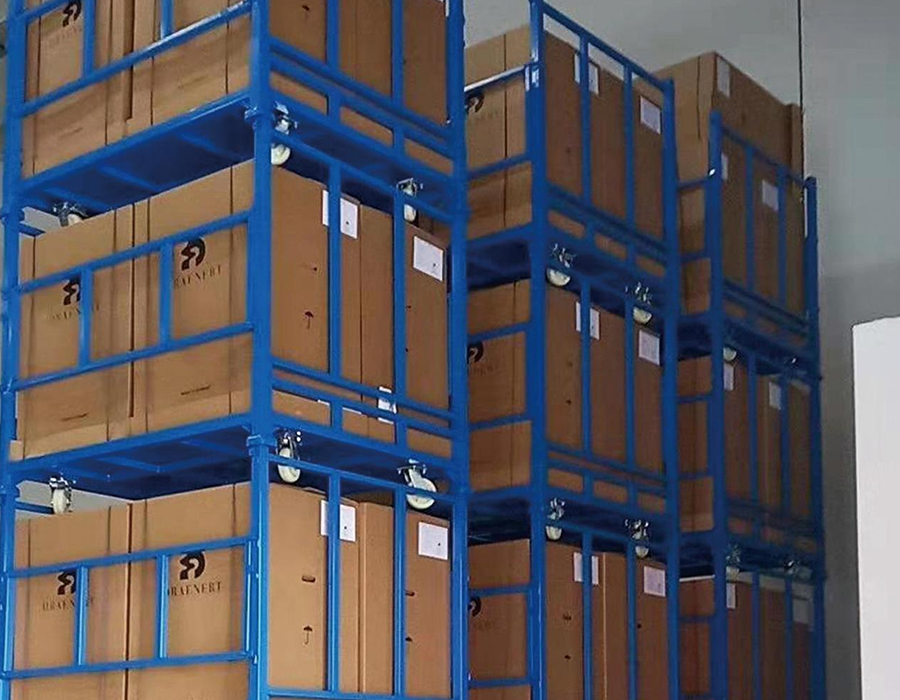 শিল্প কর্মশালার উপাদান racks