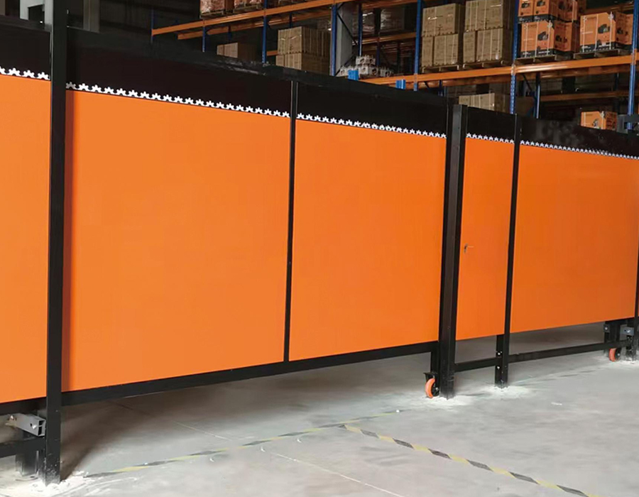 শিল্প কর্মশালার উপাদান racks